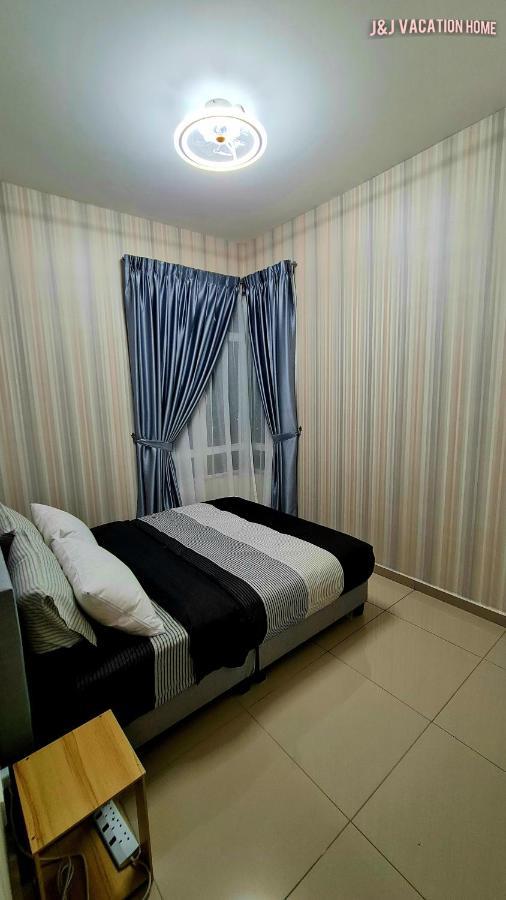 J&J Vacation Home@Novo8 Residence Kampong Tambak 外观 照片