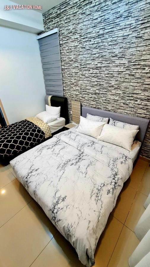 J&J Vacation Home@Novo8 Residence Kampong Tambak 外观 照片