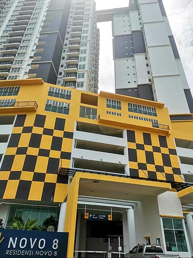 J&J Vacation Home@Novo8 Residence Kampong Tambak 外观 照片