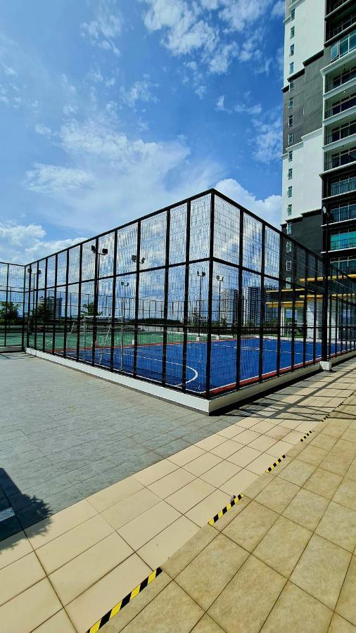 J&J Vacation Home@Novo8 Residence Kampong Tambak 外观 照片